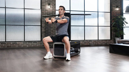 Panca con cavi di trazione: allenamento full body a casa